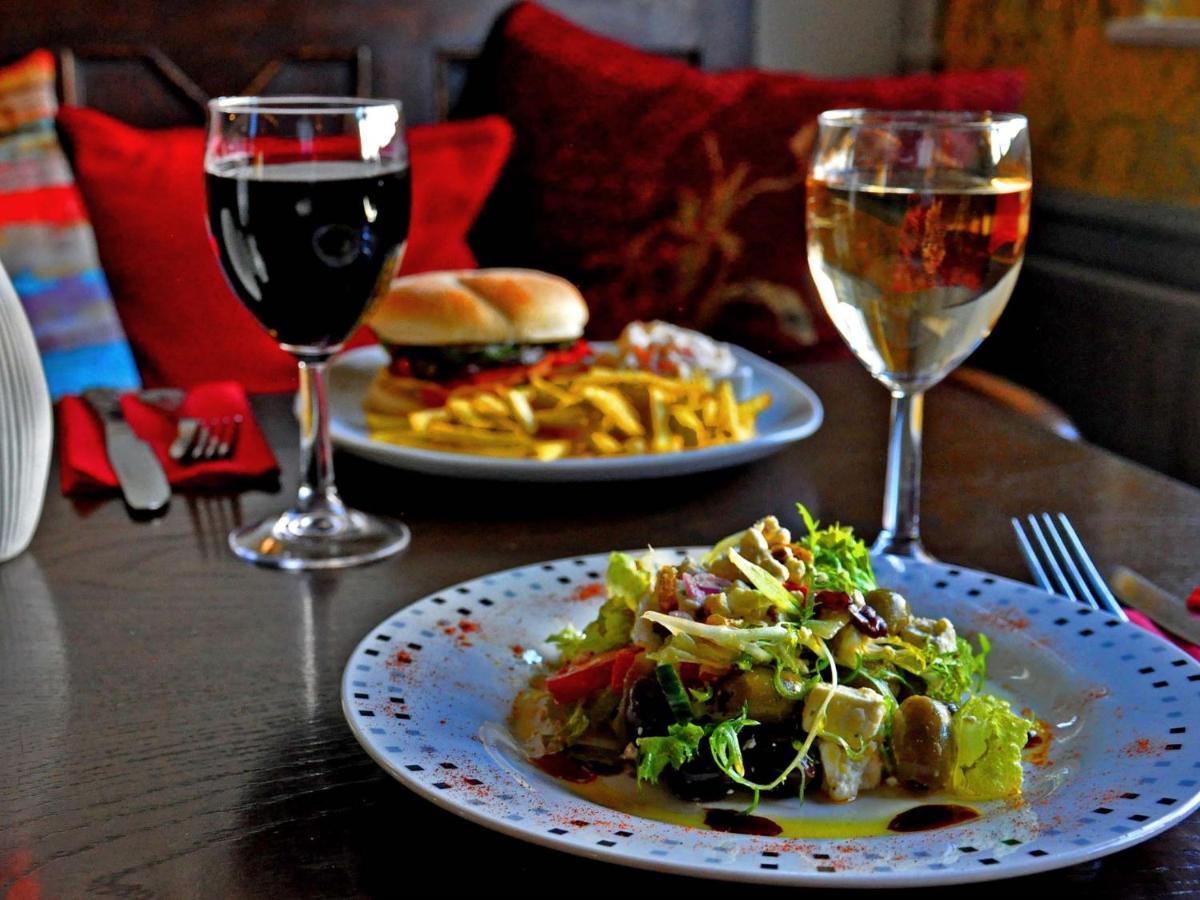 Rose And Crown B&B Burwash Esterno foto