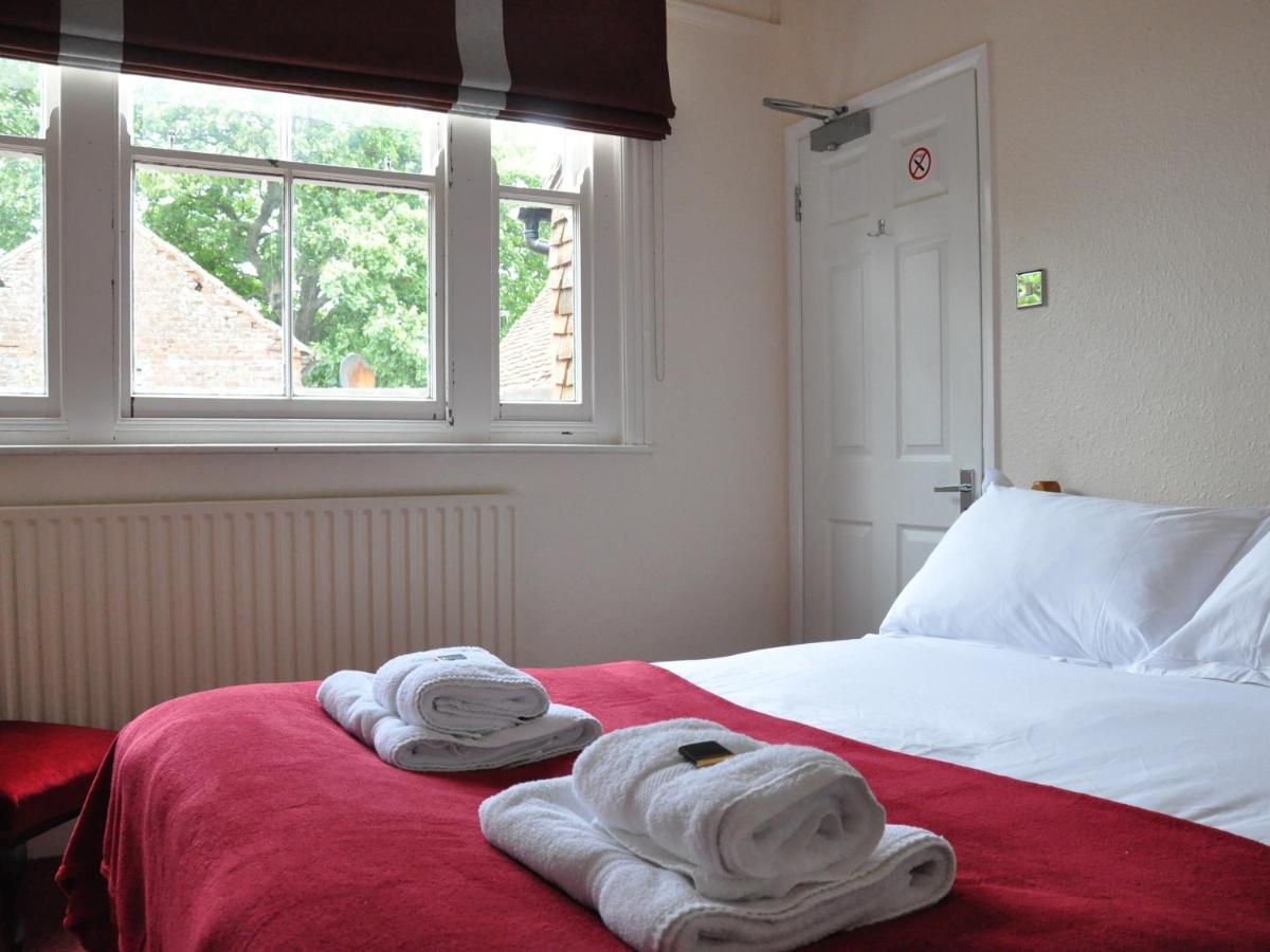Rose And Crown B&B Burwash Esterno foto