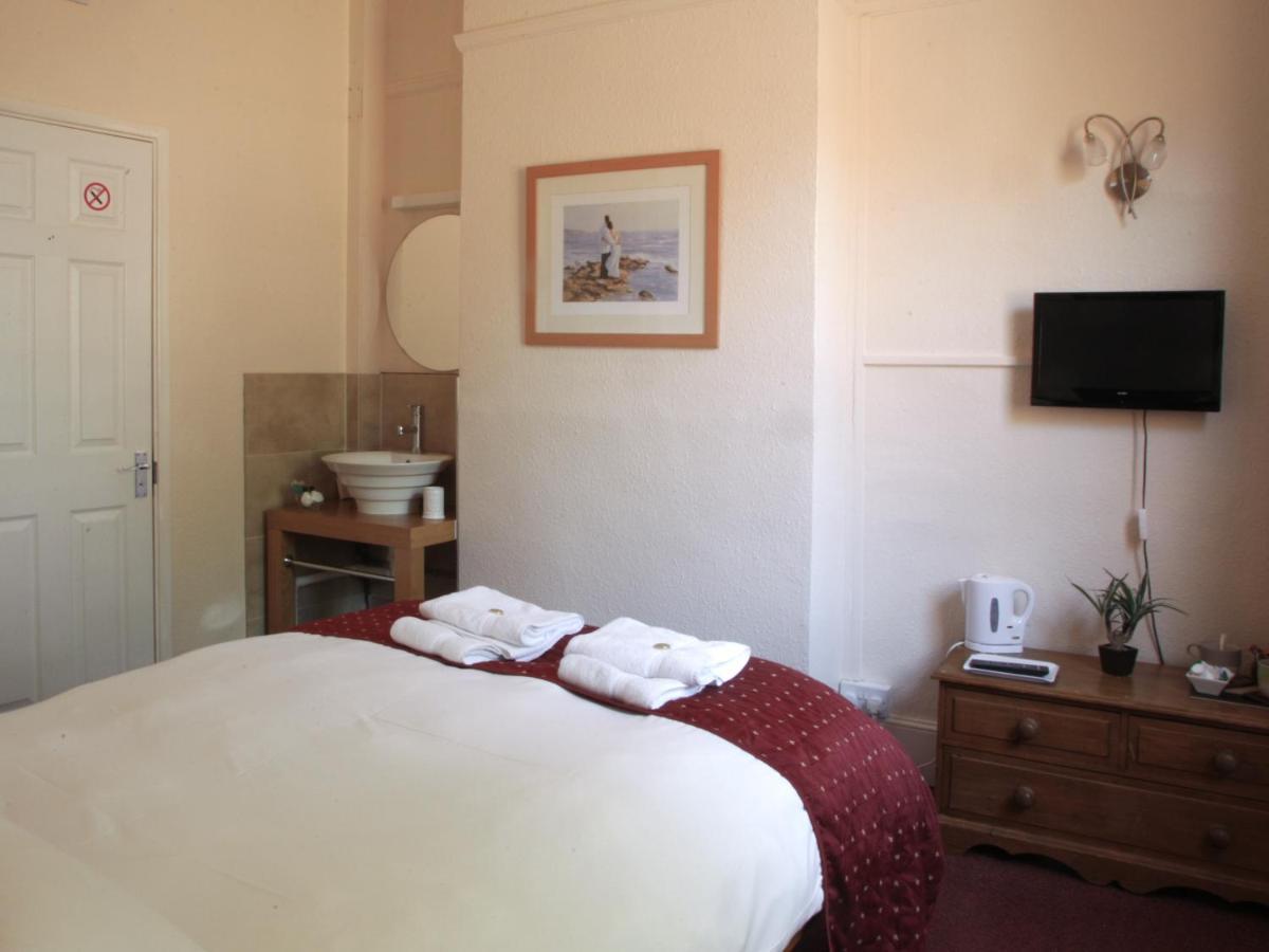 Rose And Crown B&B Burwash Esterno foto